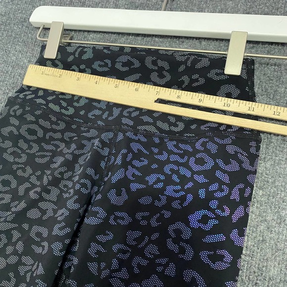 Zyia Active Biker Shorts XS Black Leopard Reflective Hustle 7" Workout High Rise - Picture 9 of 15